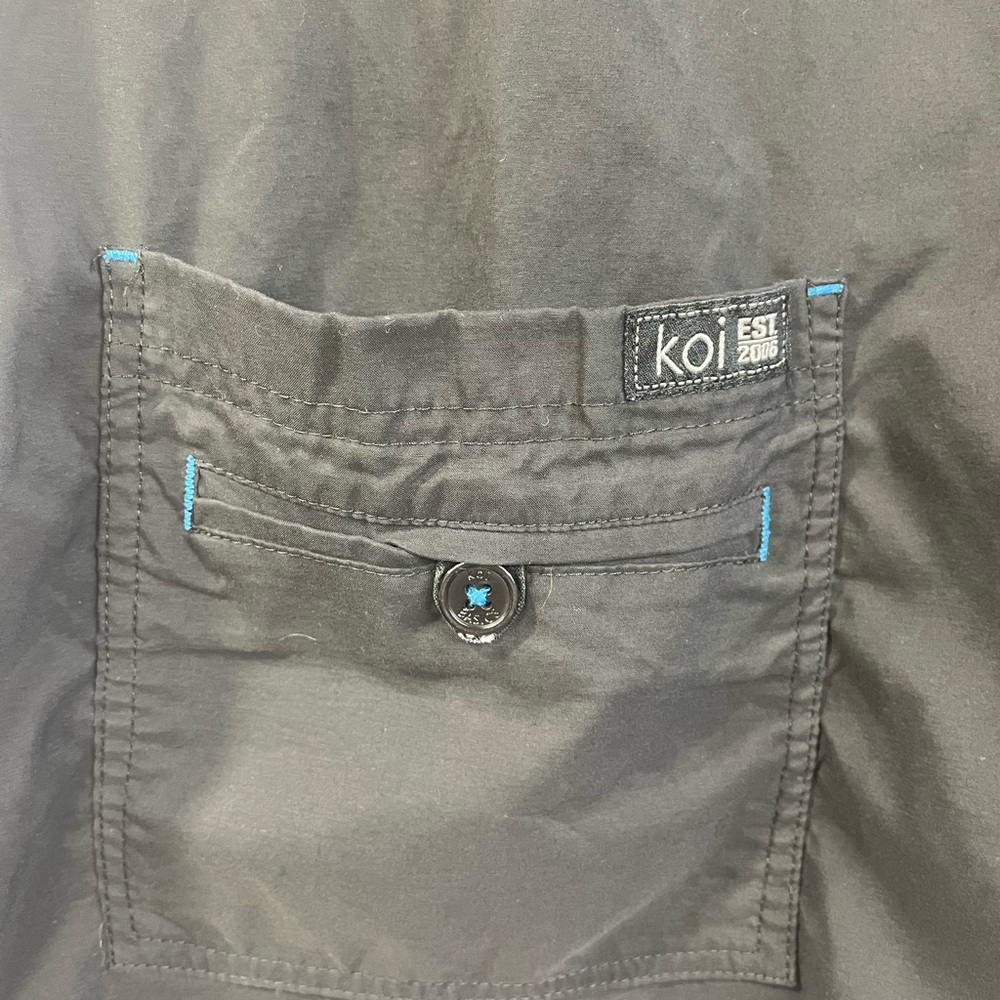 Koi Basics Medical Scrub V-Neck Black Top XL Women’s GUC - Picture 14 of 16